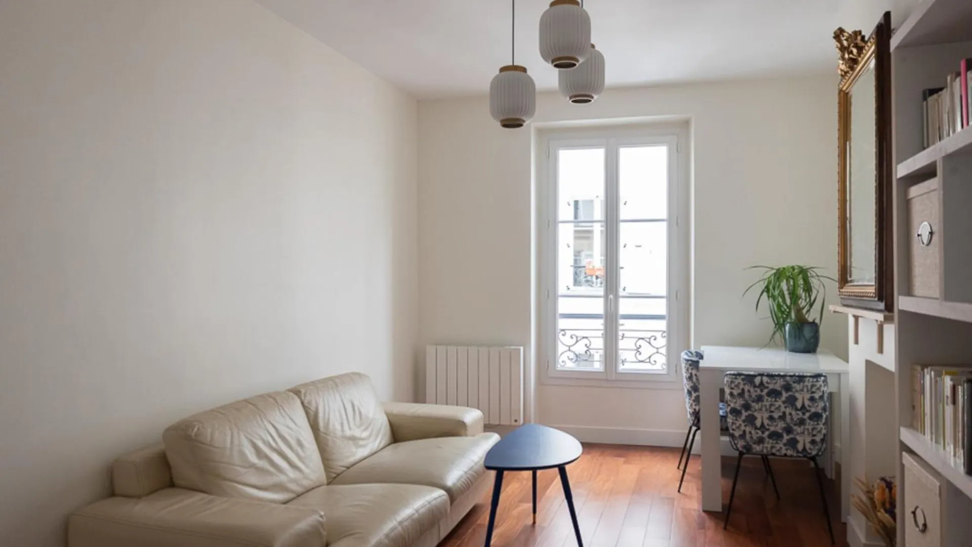 Apartment Refurbished Love Nest On Montmartre Hilltop *